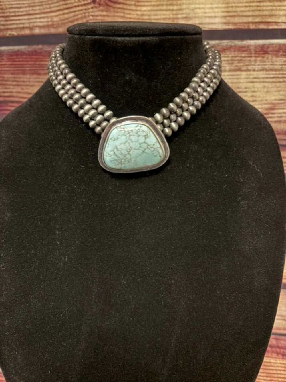 Western Turquoise Stone Navajo Pearl Style Choker Necklace NWT